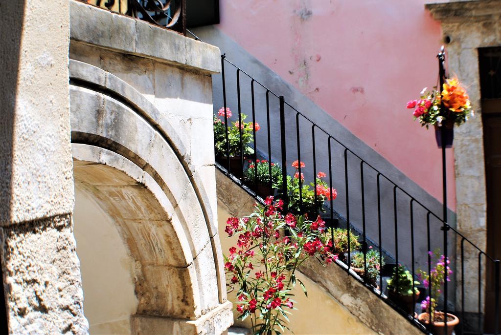 Modica Castle Villa Exterior photo