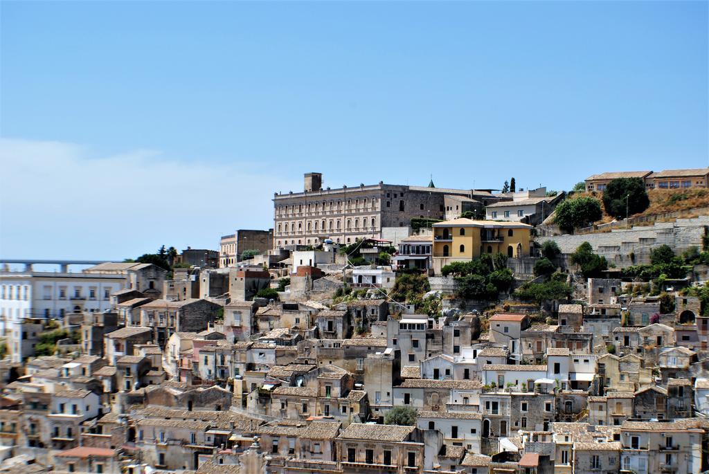 Modica Castle Villa Exterior photo